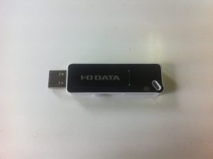 【データ復旧・データ復元成功実績】 USBメモリ IODATA G16G 16GB 認識しない